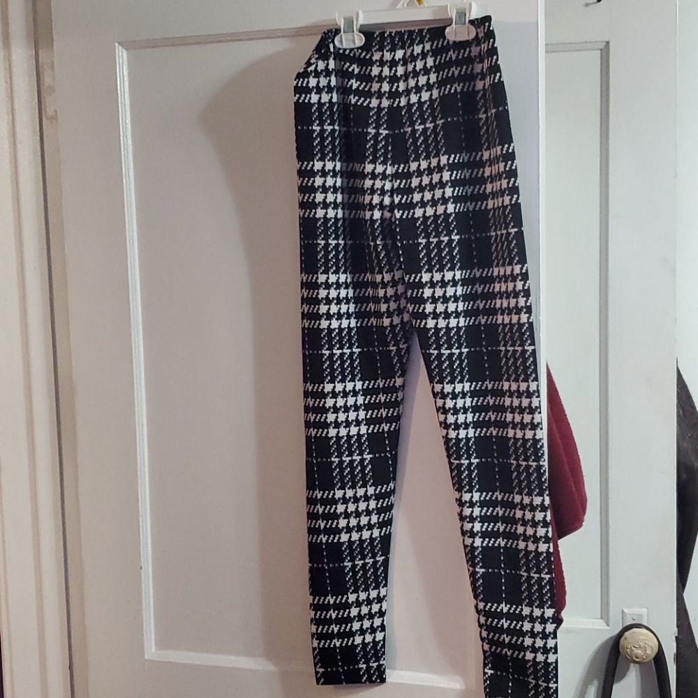 Closet clearout $10 or under